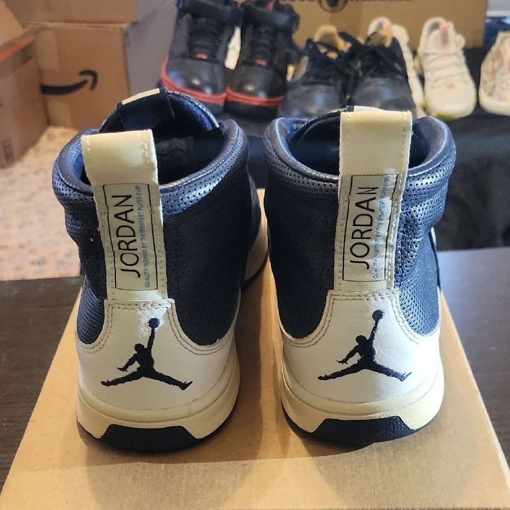 Air Jordan XII Clave Rare Obsidian White University Blue (2012) Mens 10 EUC